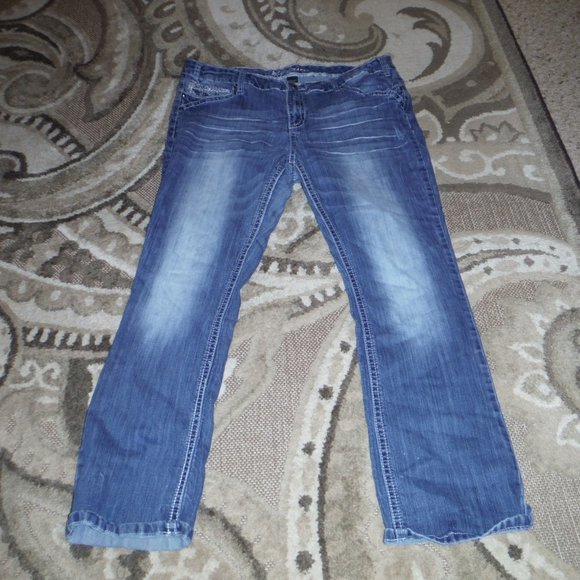 ariya jeans new